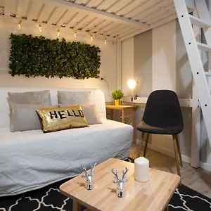 apartment-via-treviso-6.italymilanhotels.net/
